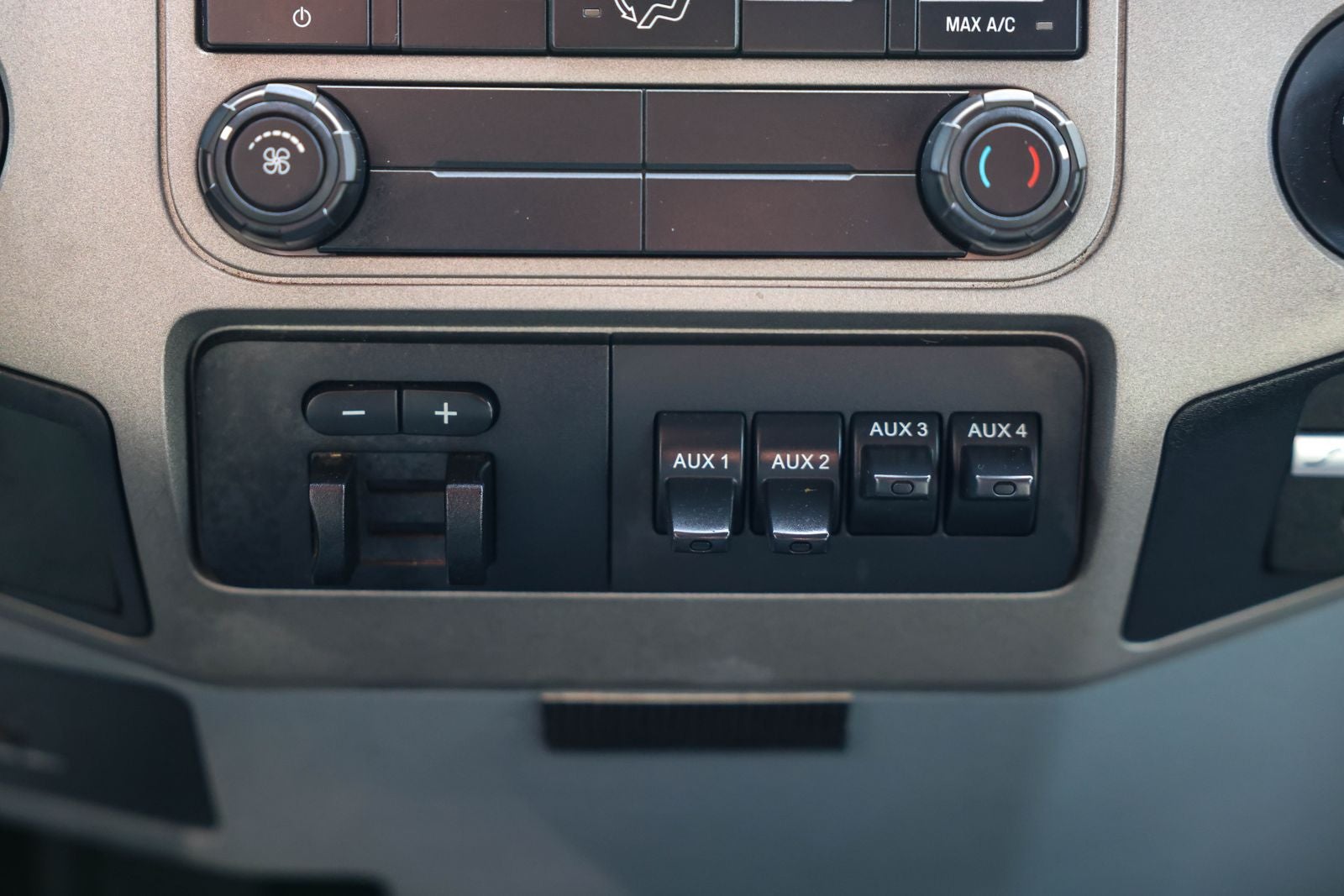 2016 Ford F-550SD XLT DRW