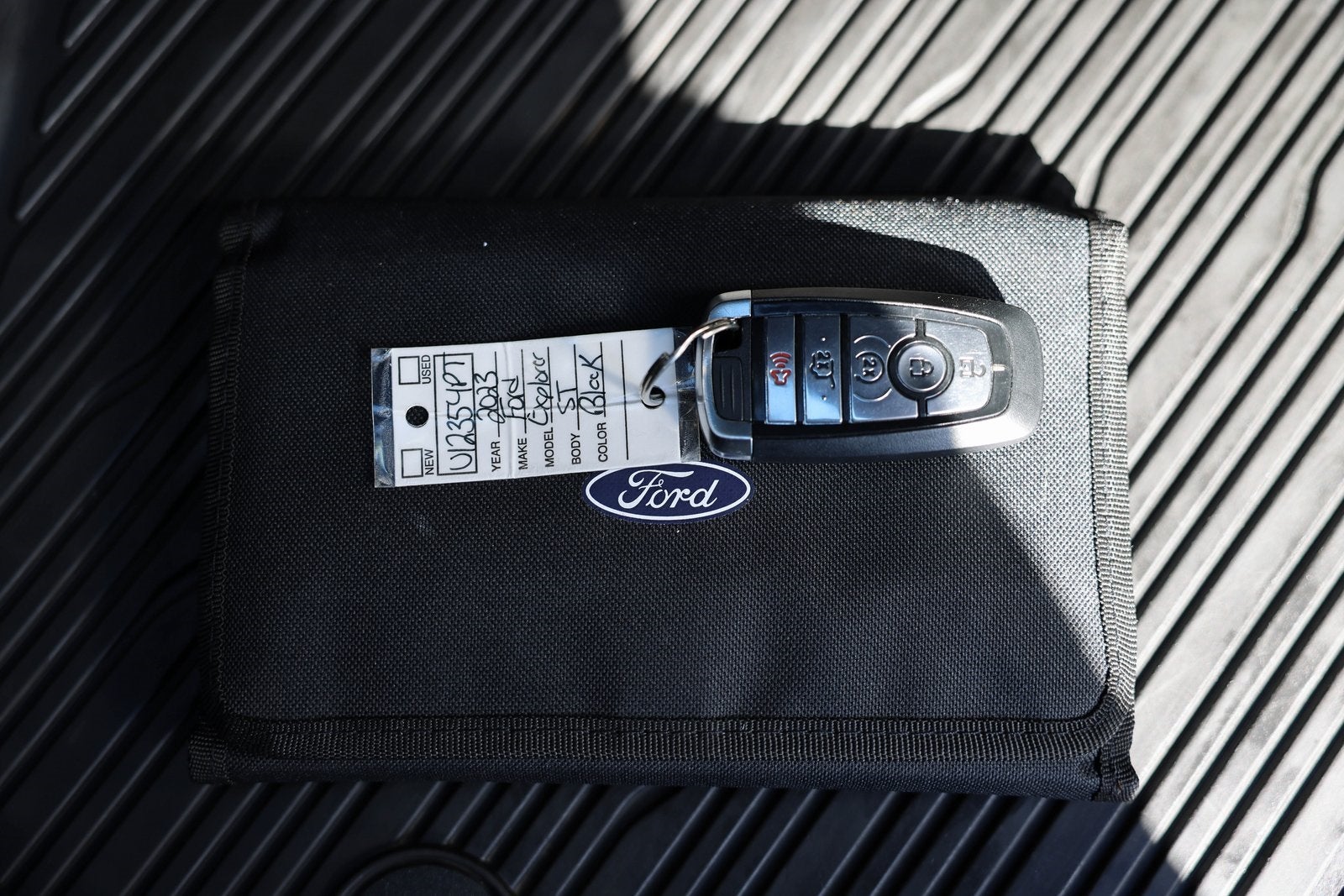 2023 Ford Explorer ST