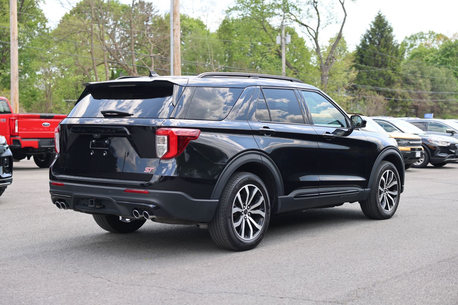 2023 Ford Explorer ST