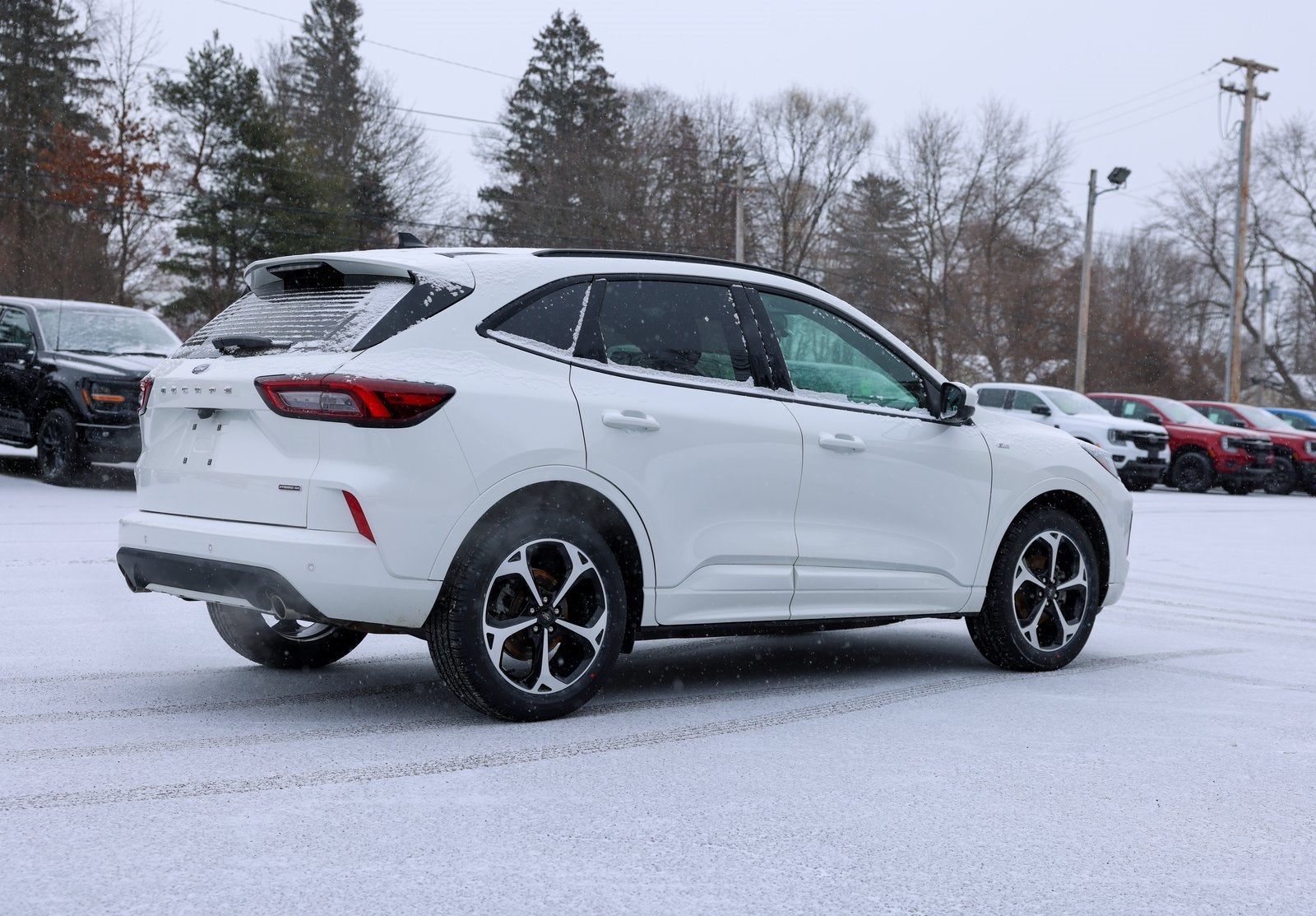 2023 Ford Escape Hybrid ST-Line Elite