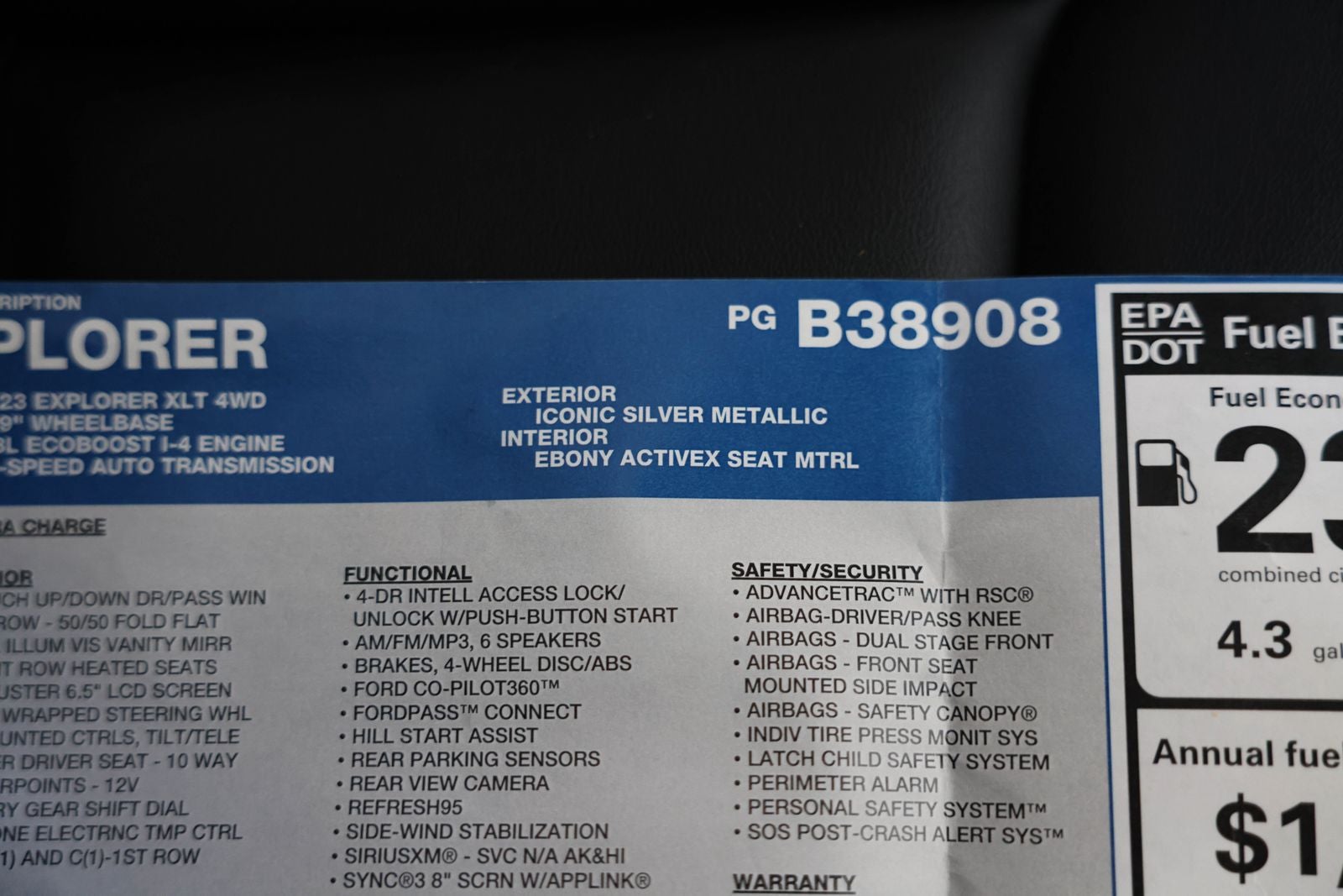 2023 Ford Explorer XLT