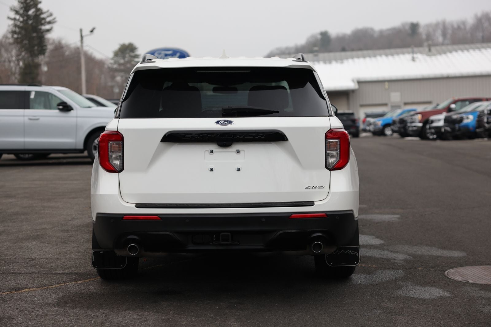 2022 Ford Explorer ST-Line