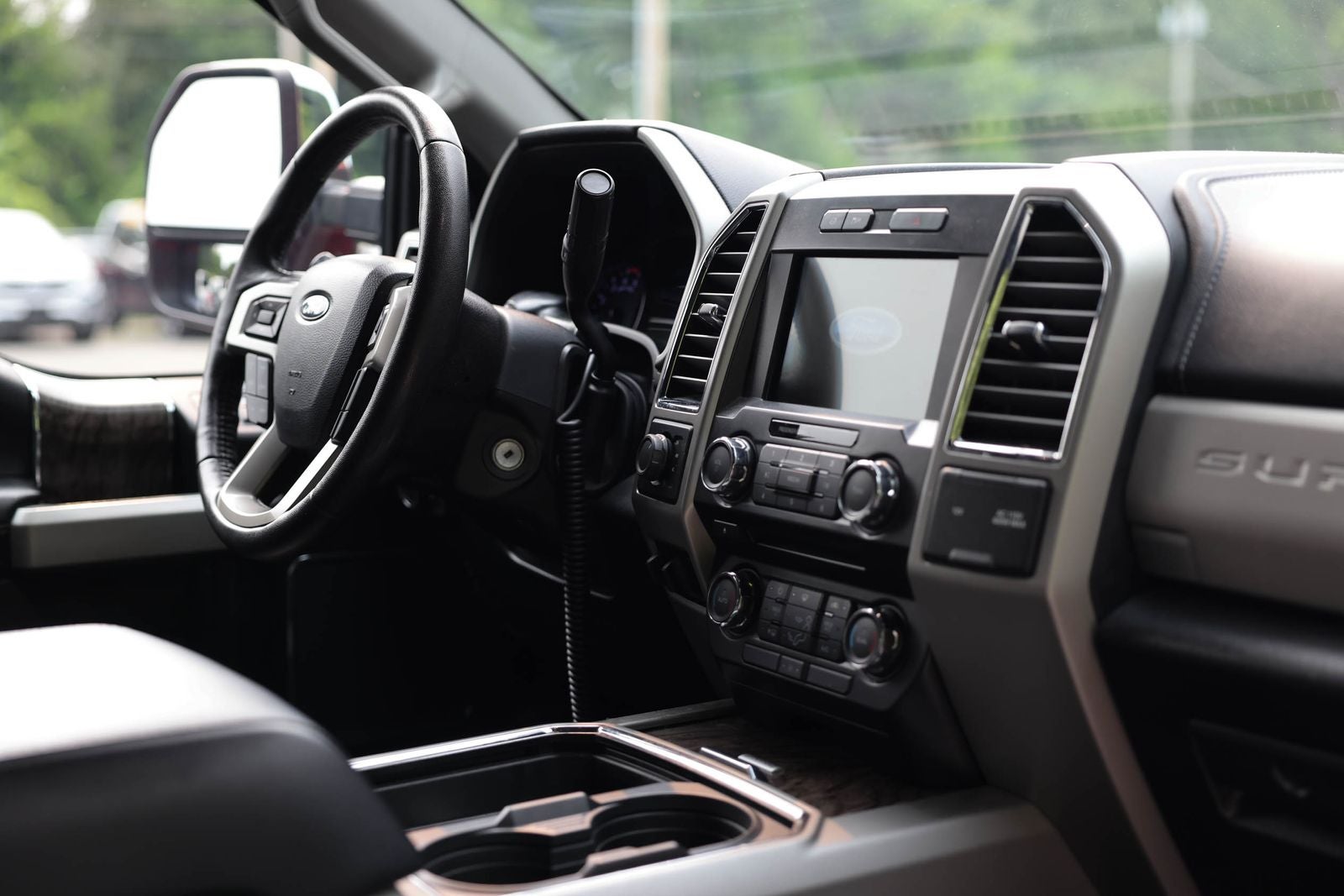 2017 Ford F-350SD Lariat DRW