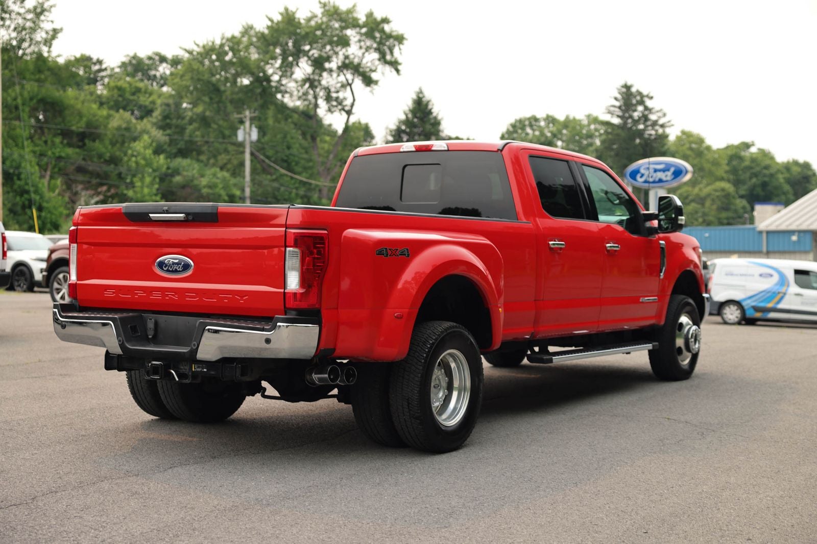 2017 Ford F-350SD Lariat DRW