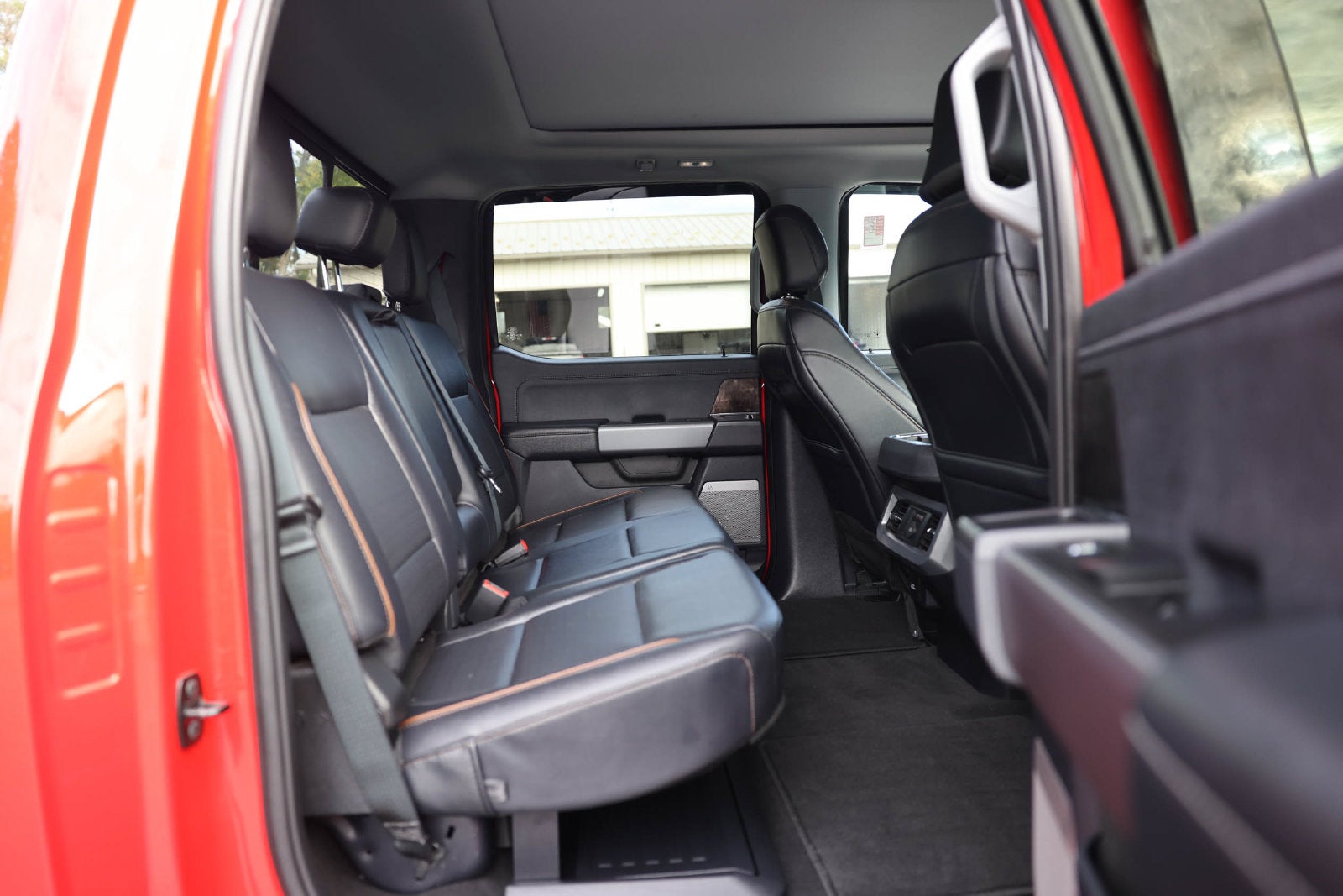 2025 Ford F-450SD Lariat DRW