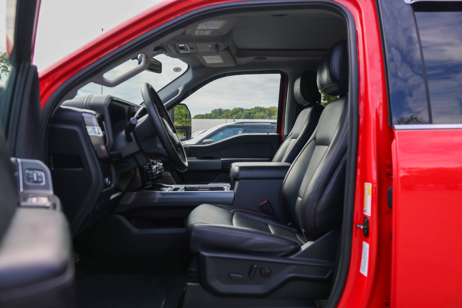 2025 Ford F-450SD Lariat DRW