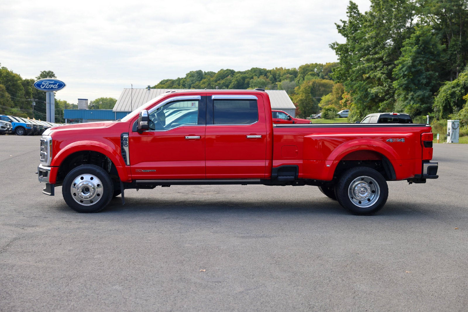 2025 Ford F-450SD Lariat DRW
