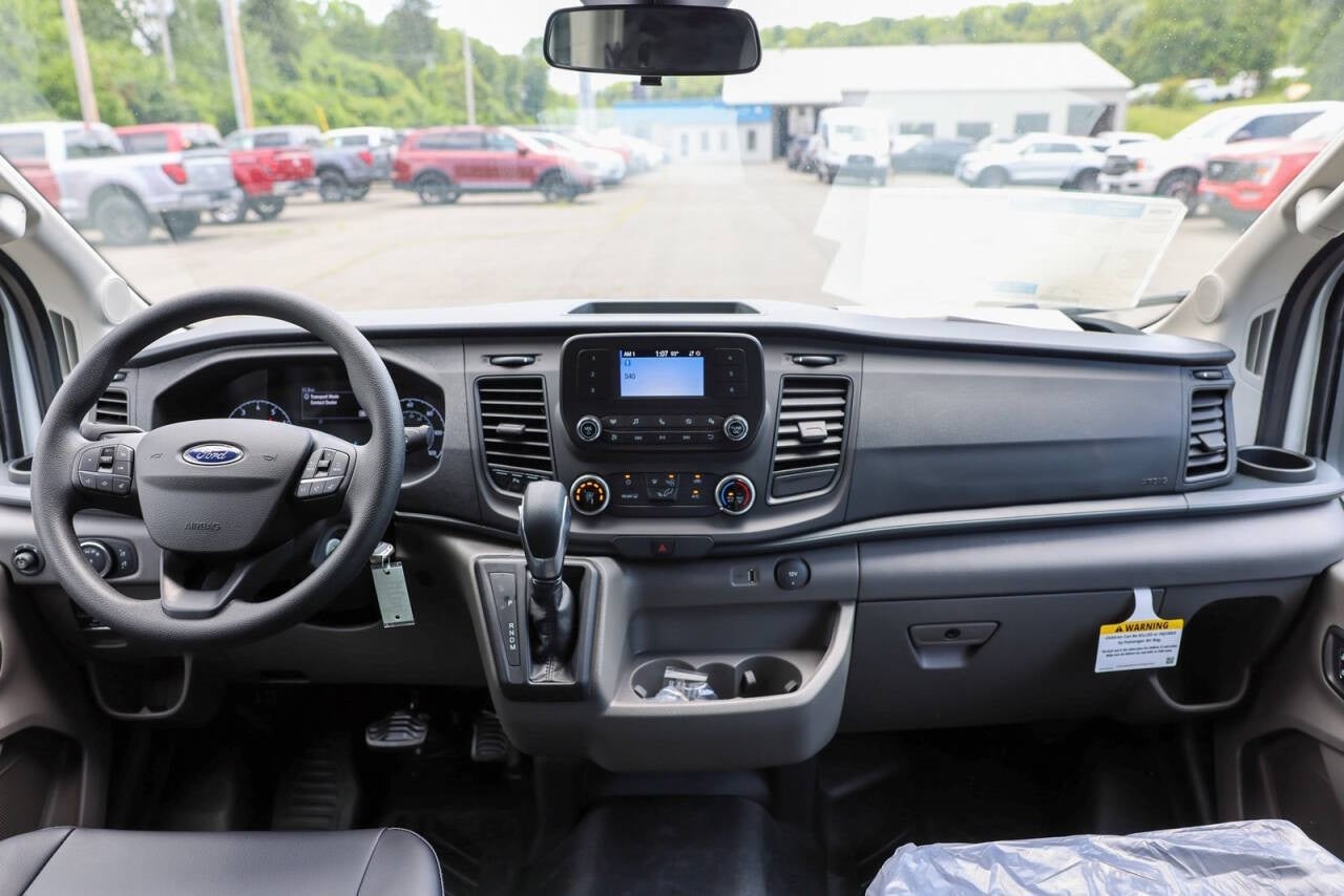 2025 Ford Transit-250 Base