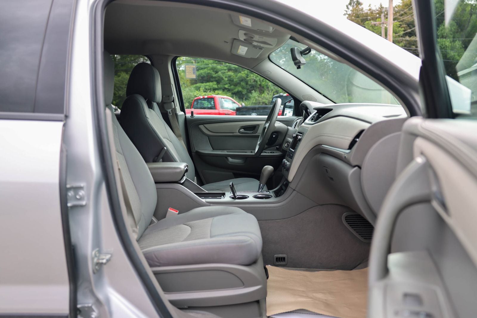 2016 Chevrolet Traverse LS