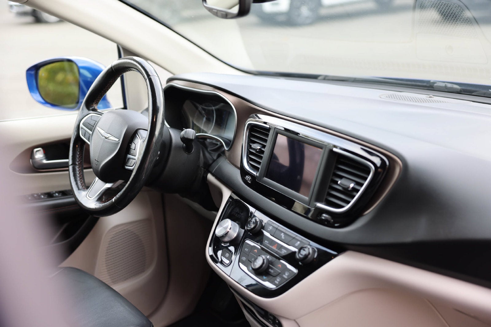 2019 Chrysler Pacifica Touring L