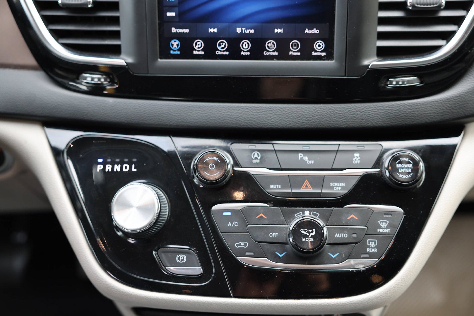 2019 Chrysler Pacifica Touring L