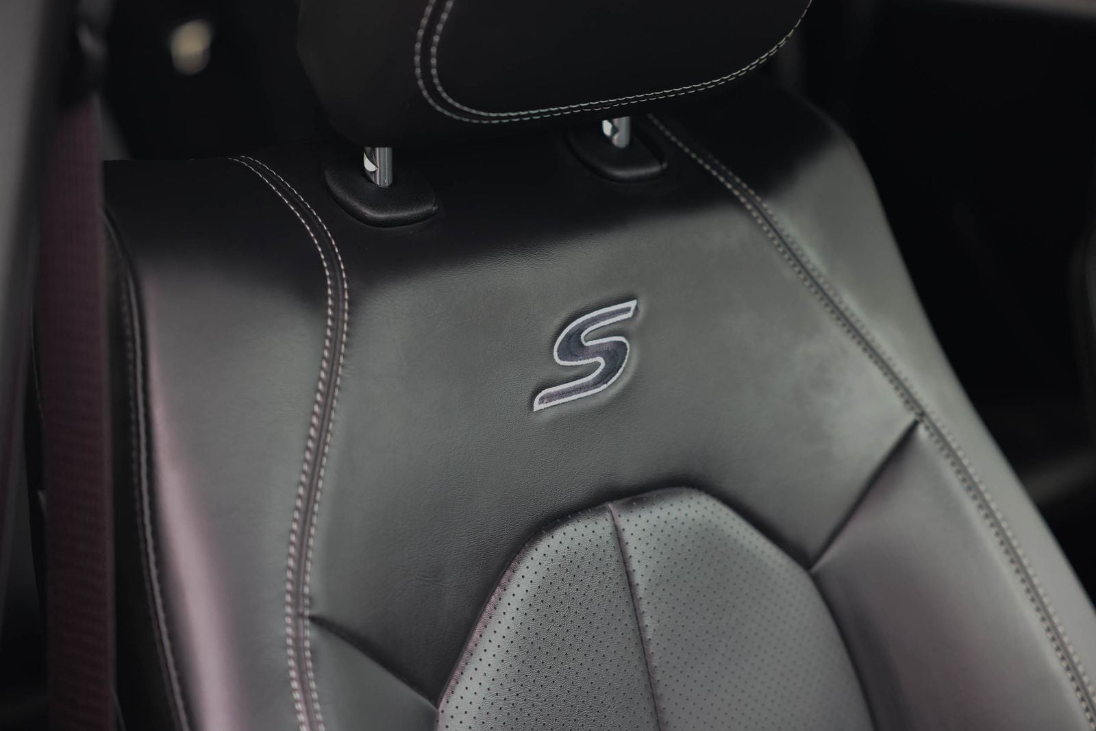 2024 Chrysler Pacifica Hybrid Select S Appearance
