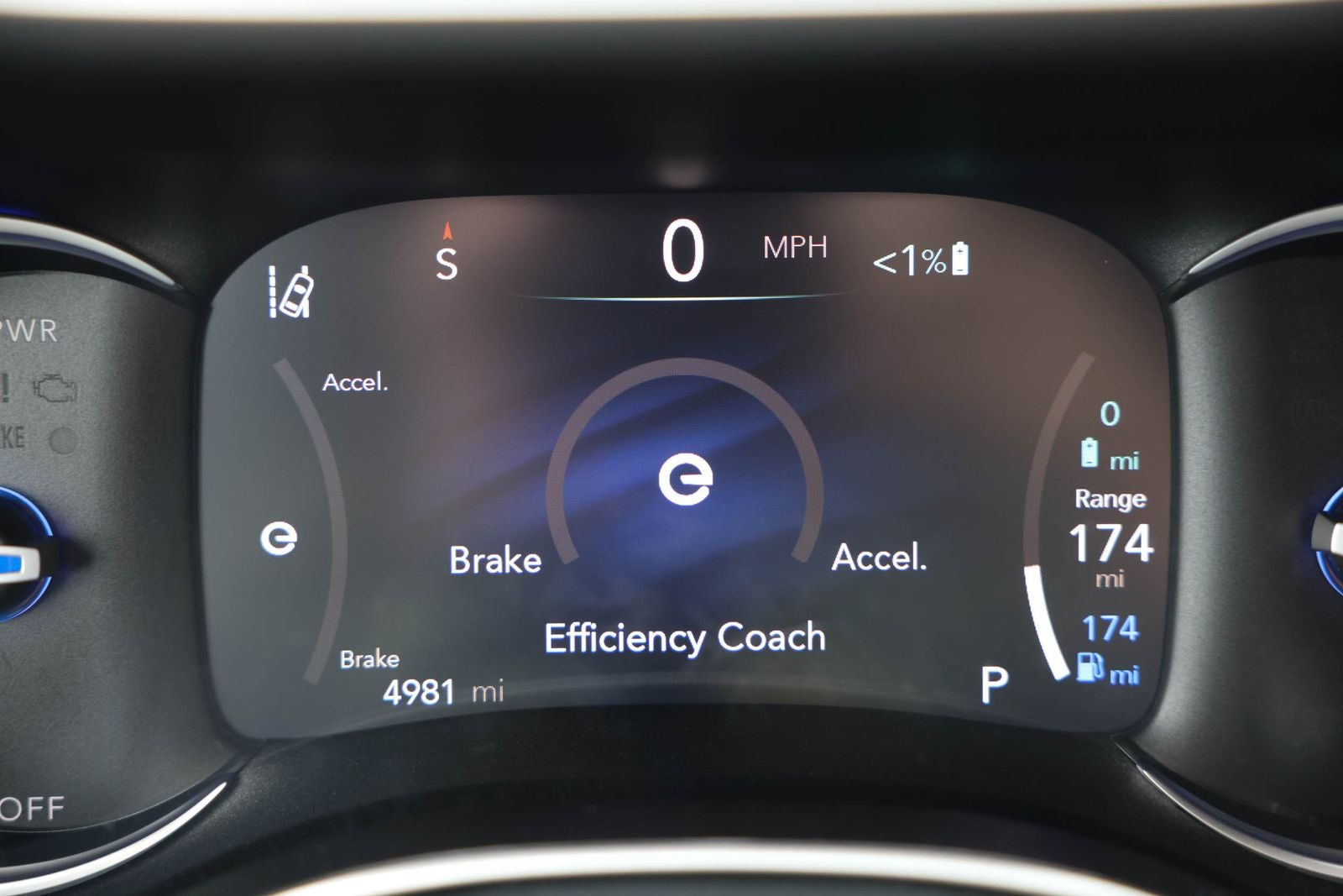 2024 Chrysler Pacifica Hybrid Select S Appearance