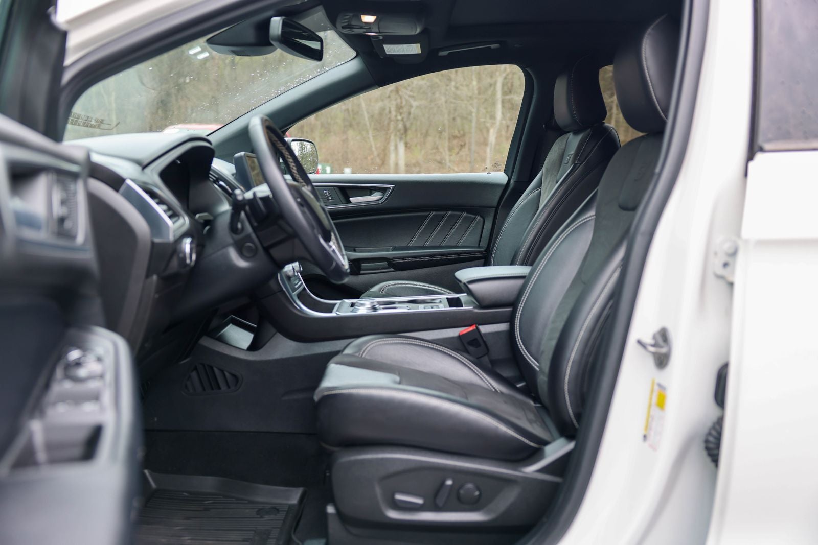 2022 Ford Edge ST