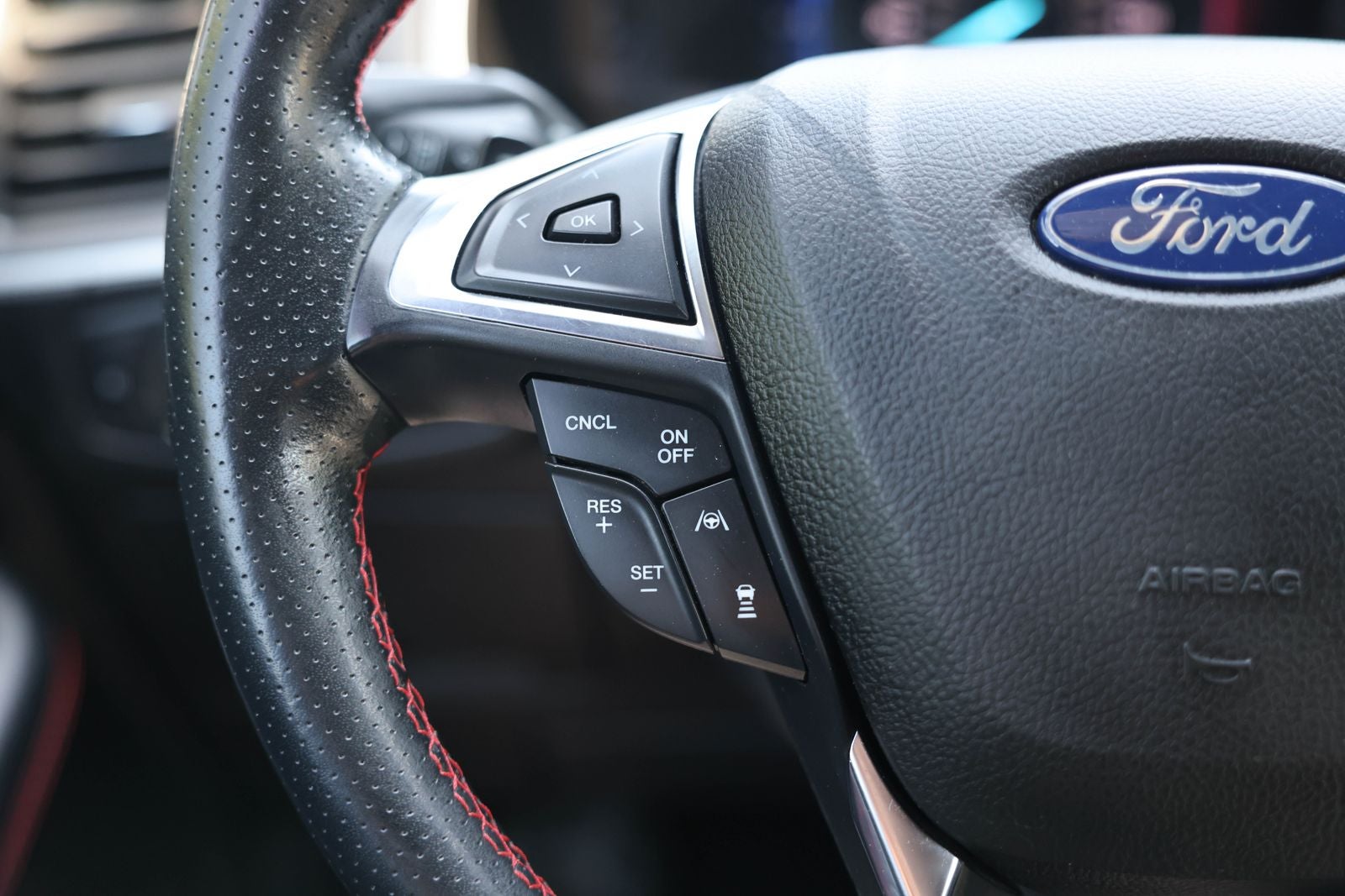 2020 Ford Edge ST Line