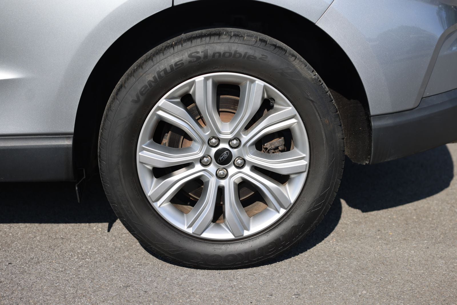 2023 Ford Edge Titanium