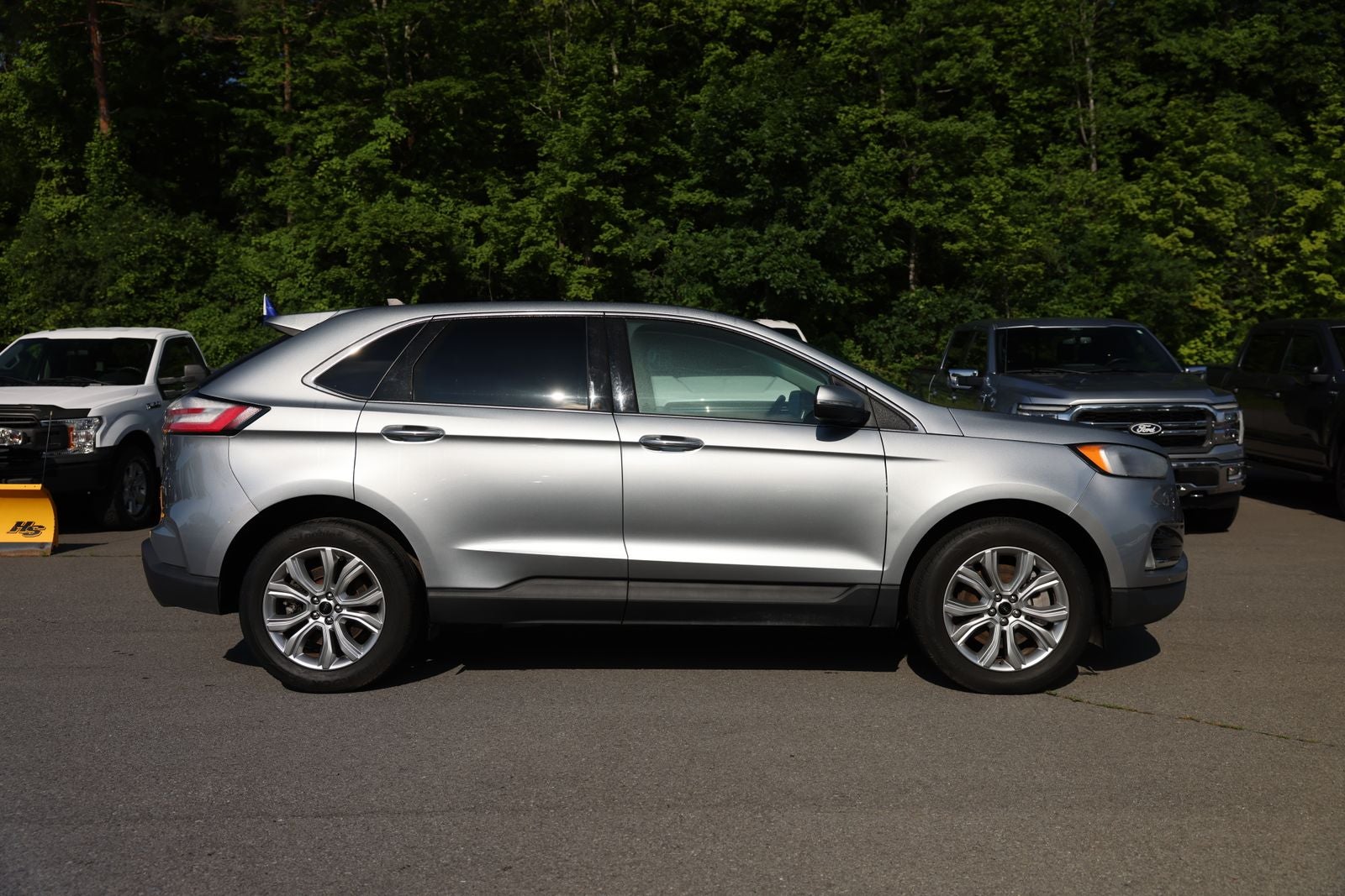 2023 Ford Edge Titanium