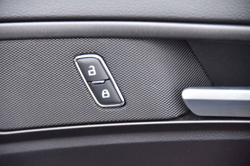 2019 Ford Fusion Energi Titanium