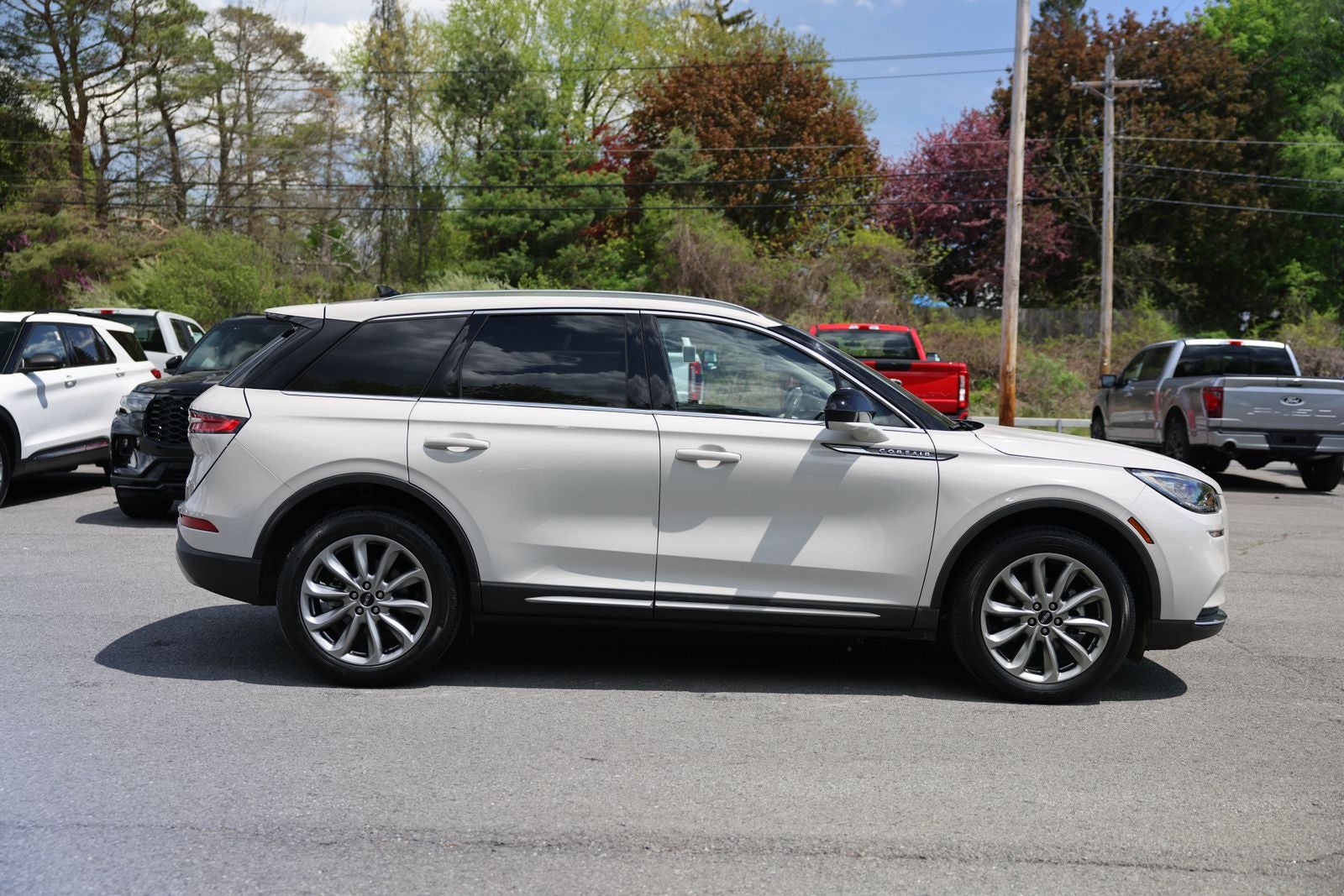 2022 Lincoln Corsair Standard